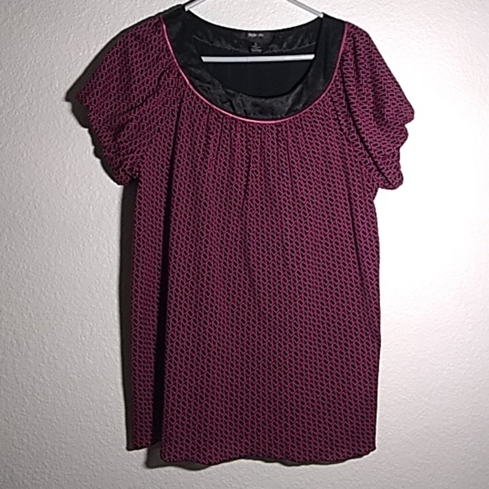 FINAL MARKDOWN Ladies' Style & Co. Top w/Satin Edge Neckline xl
